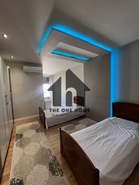 Tirane, jepet me qera apartament 2+1+Ballkon Kati 7, 120 m² 550 € (Astiri)