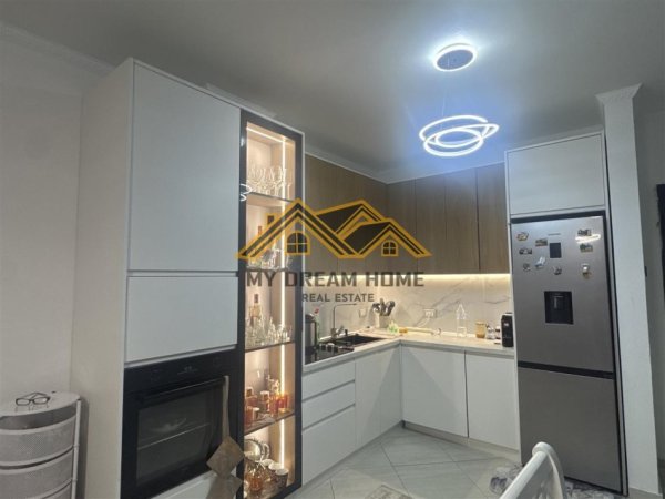 Durres, shitet 3+1 , 135.000 € 