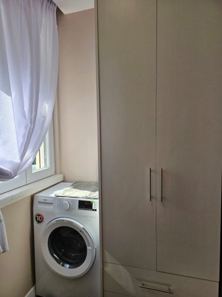 Tirane, jepet me qera garsonier , 60 m² 400 € (Rruga Fortuzi)