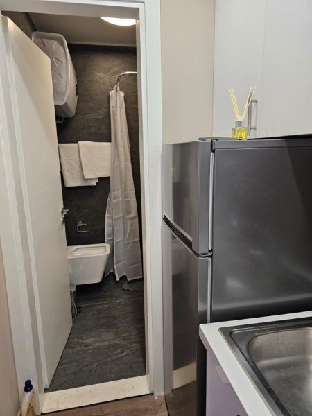 Tirane, jepet me qera garsonier , 60 m² 400 € (Rruga Fortuzi)