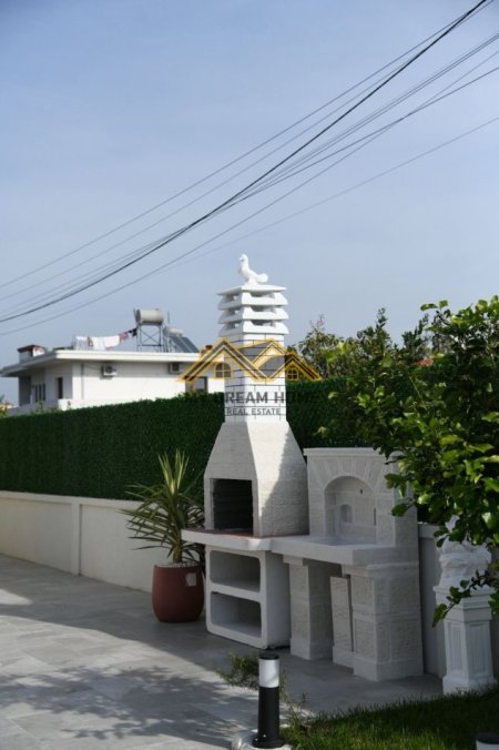 Durres, shitet 2+1 , 300.000 €