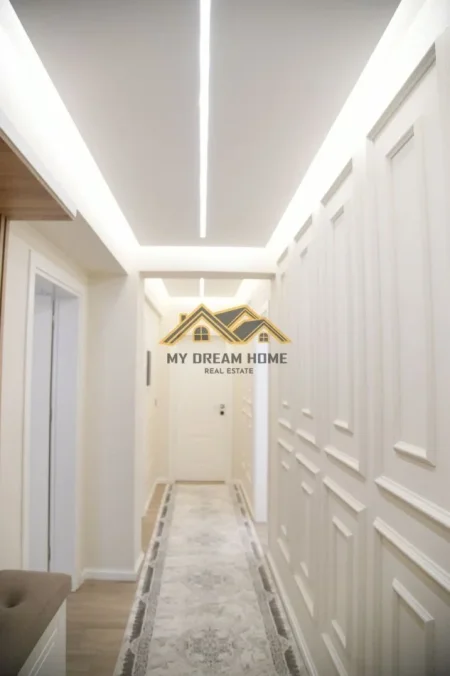 Durres, jepet me qera 2+1 Kati 1, 500 m² 2.000 € 