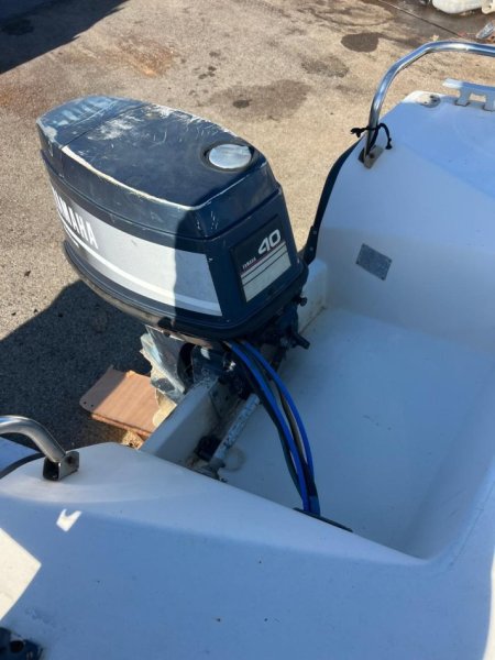 Durres, shes motoskaf , 2.500 €