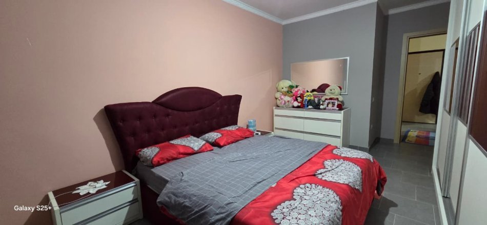 Vlore, shitet apartament 1+1+Ballkon Kati 10, 72 m² 115.000 € (Rruga Gjergj Kastrioti)