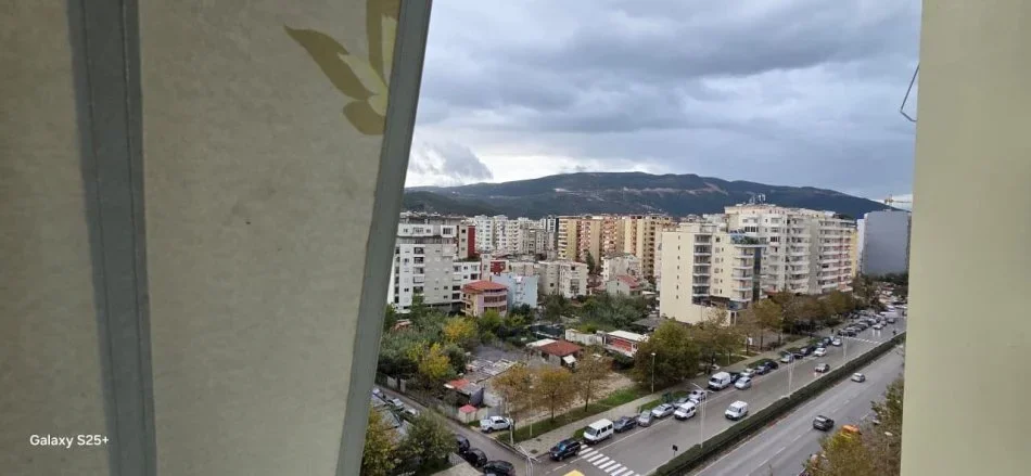 Vlore, shitet apartament 1+1+Ballkon Kati 10, 72 m² 115.000 € (Rruga Gjergj Kastrioti)