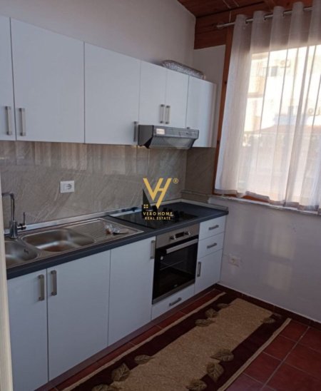 Tirane, jepet me qera apartament 1+1+Ballkon Kati 5, 90 m² 500 € (DON BOSKO)