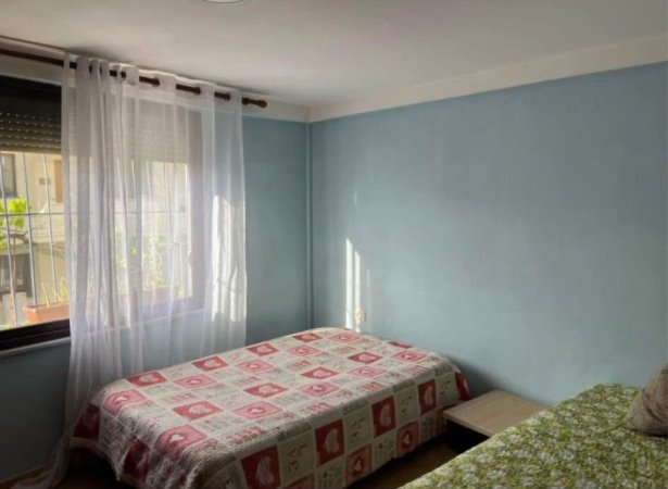Tirane, shitet apartament 2+1 Kati 2, 80 m² 125.000 € (RRUGA E DIBRES)