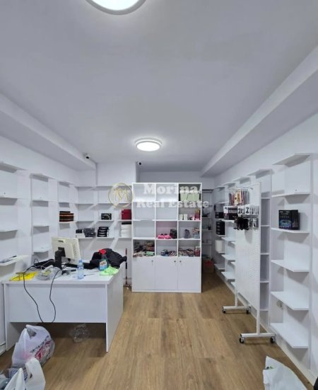 Tirane, shitet ambjent biznesi Kati 1, 23 m² 120.000 € (Sheshi Willson)