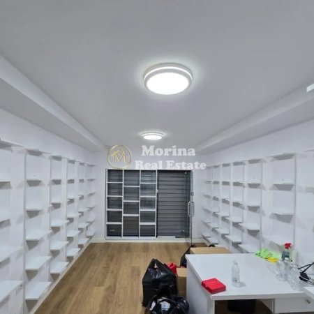 Tirane, shitet ambjent biznesi Kati 1, 23 m² 120.000 € (Sheshi Willson)
