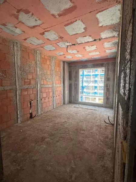 Tirane, shes apartament 2+1+Ballkon Kati 3, 102 m² 163.360 € (bulevardi bajram curri)