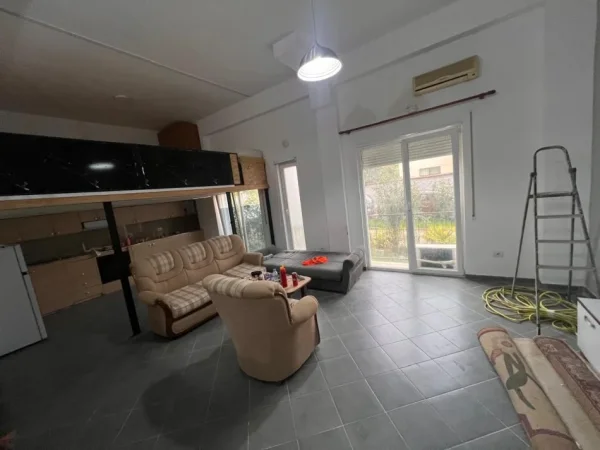 Tirane, shitet apartament 1+1 Kati 1, 69 m² 140.000 € (Tregu Elektrik)