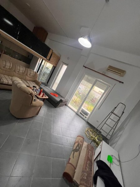 Tirane, shitet apartament 1+1 Kati 1, 69 m² 140.000 € (Tregu Elektrik)