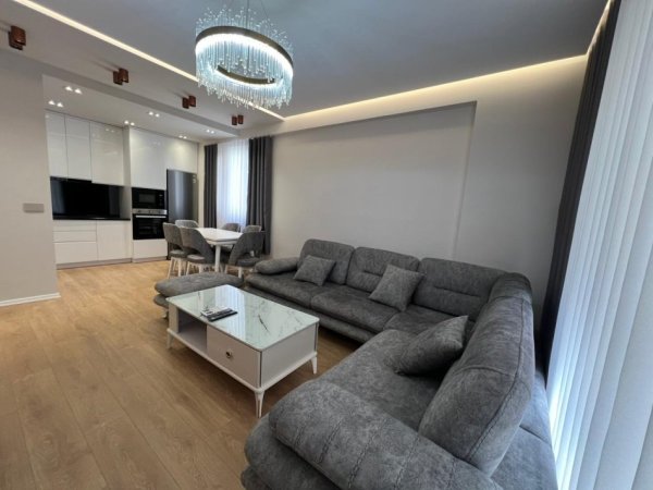 Tirane, jap me qera apartament 2+1+Ballkon Kati 3, 108 m² 1.250 € (Kompleksi FZ)