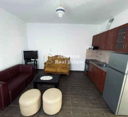 Tirane, jepet me qera shtepi 1+1 Kati 1, 55 m² 300 € (Don Bosko)
