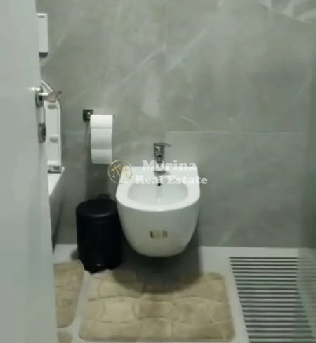 Tirane, jepet me qera apartament 2+1 Kati 4, 110 m² 550 € (Shkoze)