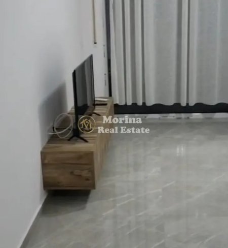 Tirane, jepet me qera apartament 2+1 Kati 4, 110 m² 550 € (Shkoze)