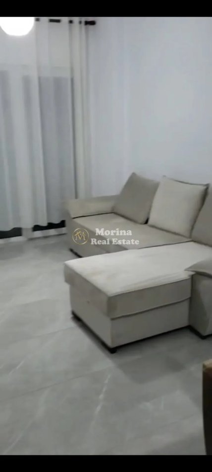 Tirane, jepet me qera apartament 2+1 Kati 4, 110 m² 550 € (Shkoze)