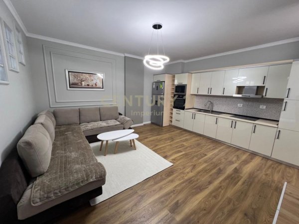 Tirane, shitet apartament 2+1+Aneks+Ballkon Kati 4, 90 m² 143.000 € 