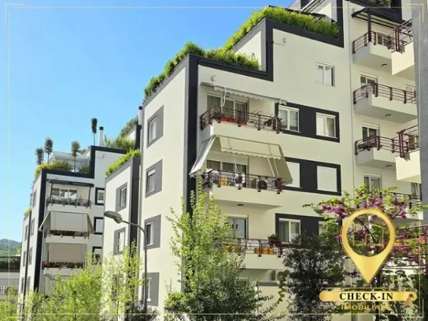 Tirane, shitet 2+1+Aneks+Ballkon Kati 2, 156 m² 258.000 €