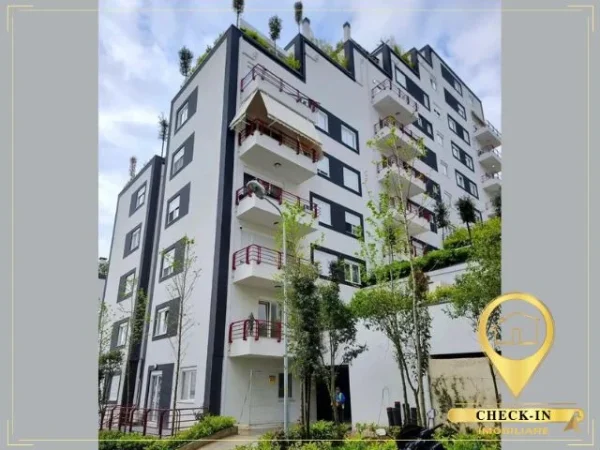 Tirane, shitet 2+1+Aneks+Ballkon Kati 2, 156 m² 258.000 €