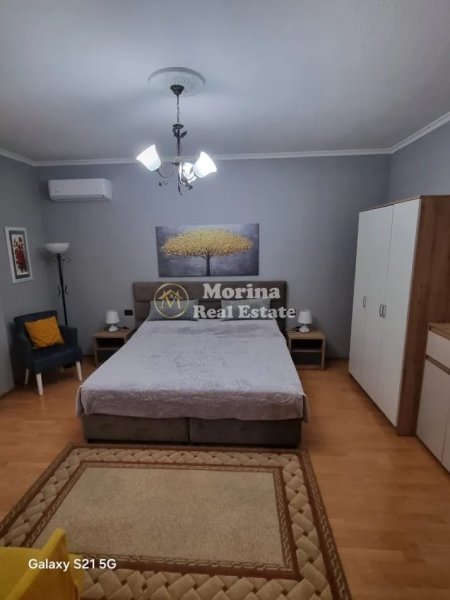 Tirane, jepet me qera apartament 1+1 Kati 2, 75 m² 600 € (Rruga Petro Nini Luarasi)