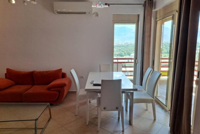 Tirane, jepet me qera apartament 2+1+Ballkon Kati 4, 110 m² 850 € (Rruga Peti)