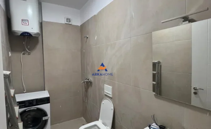 Tirane, jepet me qera apartament 1+1+Ballkon Kati 2, 58 m² 470 € (RRUGA 5 MAJI)