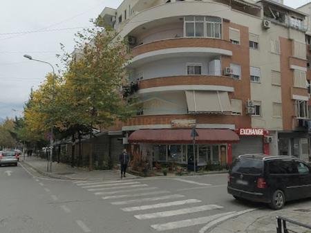 Tirane, shitet ambjent biznesi Kati 0, 47 m² 200.000 € 