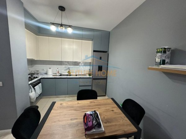 Tirane, shitet apartament 2+1+Ballkon Kati 5, 96 m² (Don Bosko)