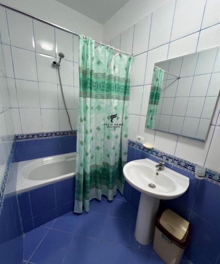 Tirane, jepet me qera apartament 1+1 Kati 6, 65 m² 800 € (BLLOKU)