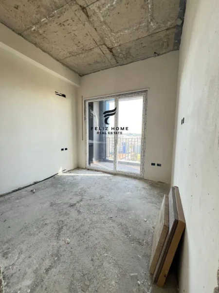 Tirane, shitet apartament 1+1 Kati 10, 53 m² 110.000 € (YZBERISHT)
