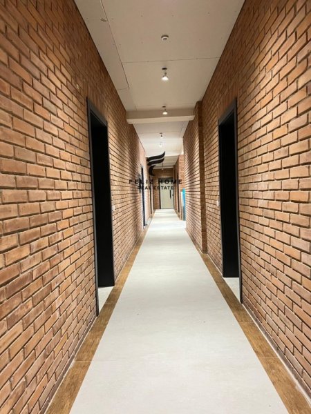 Tirane, shitet apartament 1+1 Kati 10, 53 m² 110.000 € (YZBERISHT)