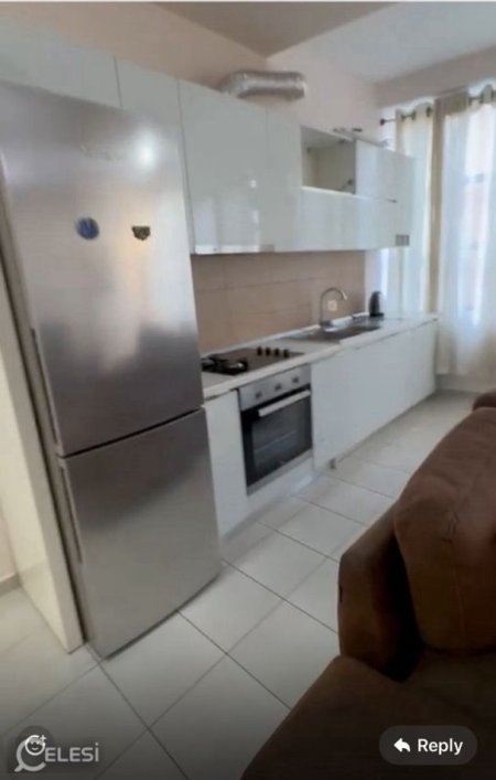 Tirane, jepet me qera apartament 2+1+Ballkon Kati 2, 110 m² 650 € (SELVIA)