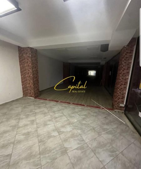 Tirane, jepet me qera ambjent biznesi Kati -1, 150 m² 700 € (21 DHJETORI)