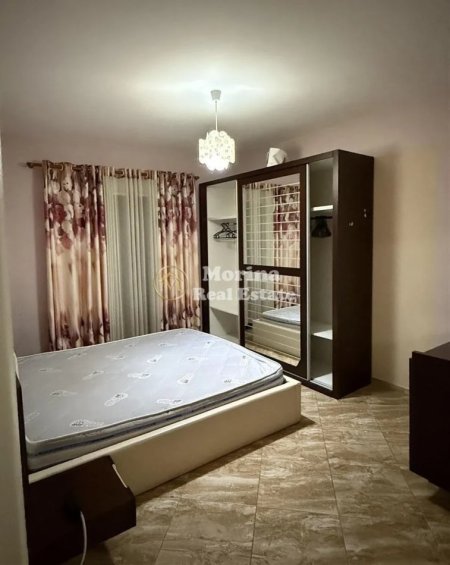 Tirane, jepet me qera apartament 2+1 Kati 2, 108 m² 600 € (Rruga Nexho Konomi)