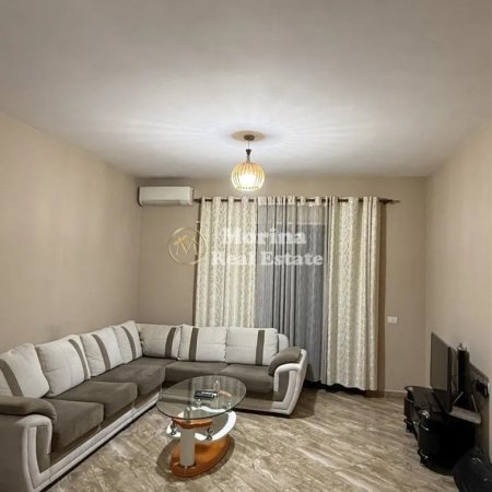 Tirane, jepet me qera apartament 2+1 Kati 2, 108 m² 600 € (Rruga Nexho Konomi)