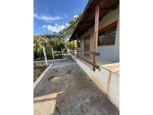 Tirane, jap me qera apartament 3+1+Ballkon Kati 1, 150 m² 600 € (CASA ITALIA)