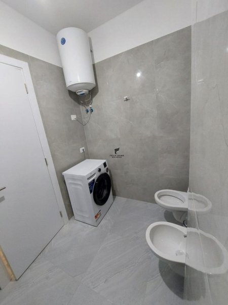 Tirane, jepet me qera apartament 1+1 Kati 4, 65 m² 500 € (ASTIR)