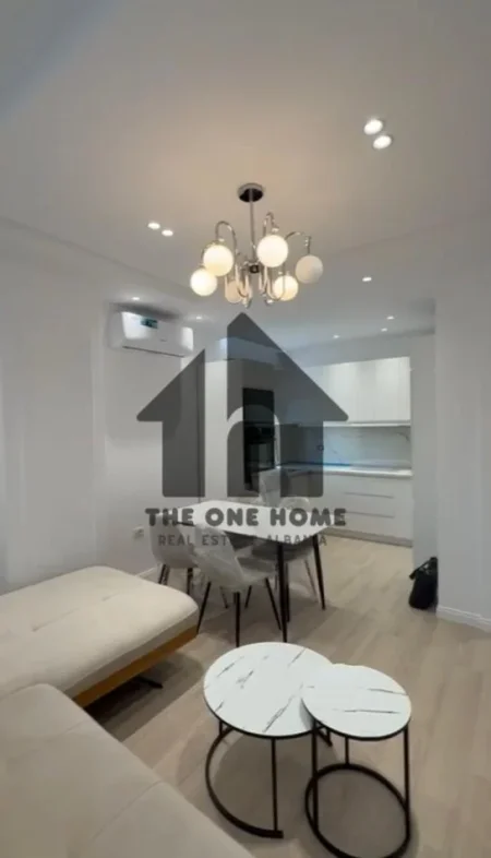 Tirane, jepet me qera apartament 2+1+Ballkon Kati 3, 100 m² 1.000 € (MYSLYM SHYRE)