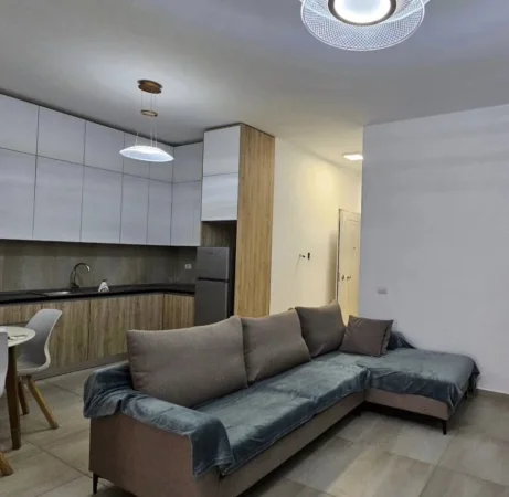 Tirane, jepet me qera apartament 1+1+Ballkon Kati 2, 63 m² 500 € (KOPESHTI BOTANIK)