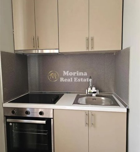 Tirane, jepet me qera apartament 1+1 Kati 1, 55 m² 700 € (Rruga fortuzi)
