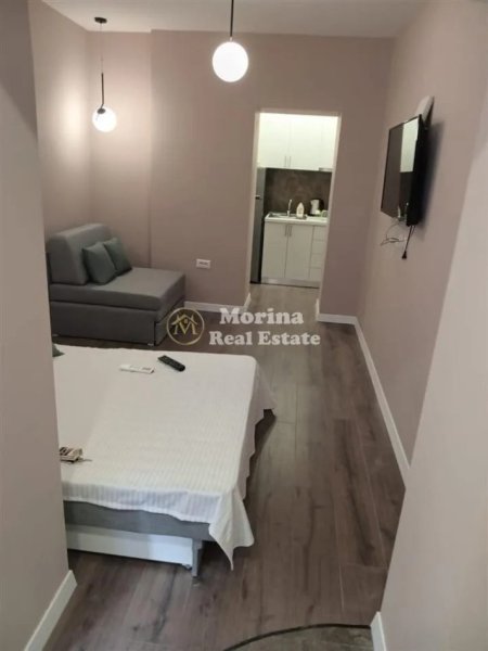 Tirane, jepet me qera garsonier Kati 1, 35 m² 400 € (Rruga Fortuzi)
