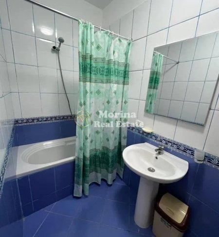 Tirane, jepet me qera apartament 1+1+Ballkon Kati 7, 65 m² 800 € (Rruga Sami Frasheri)