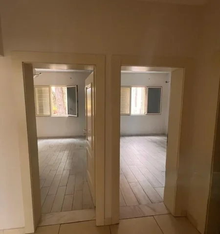Tirane, shitet Vile 3 Katshe Kati 3, 273 m² 450.000 € 