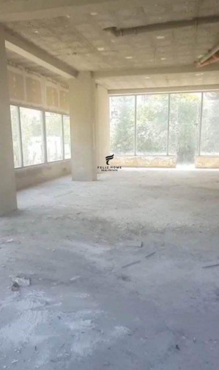 Tirane, jepet me qera magazine Kati 0, 287 m² 1.000 € (ASTIR)