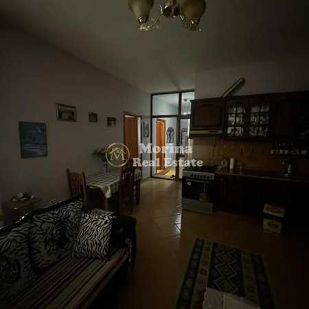 Tirane, jepet me qera Vile 1+1 Kati 1, 85 m² 350 € (Yzberisht)