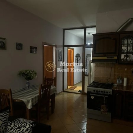 Tirane, jepet me qera Vile 1+1 Kati 1, 85 m² 350 € (Yzberisht)
