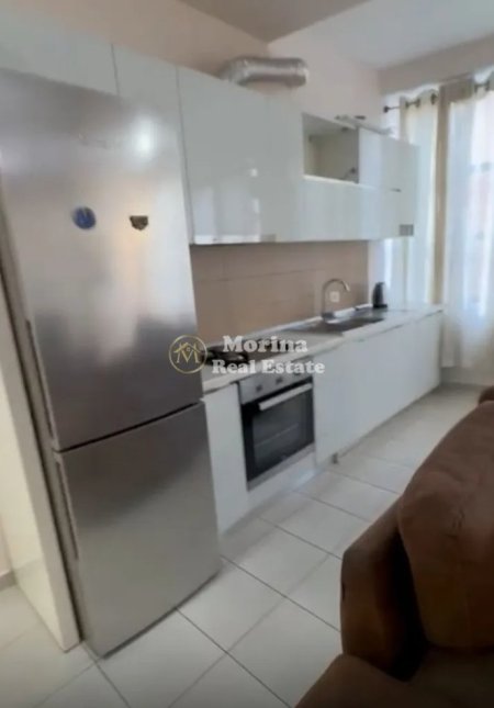 Tirane, jepet me qera apartament 2+1 Kati 1, 110 m² 650 € (Rruga Qemal Stafa)