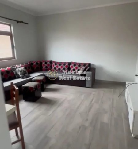 Tirane, jepet me qera shtepi 1+1 Kati 4, 70 m² 400 € (Rruga Idriz Dollaku)