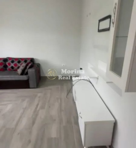 Tirane, jepet me qera shtepi 1+1 Kati 4, 70 m² 400 € (Rruga Idriz Dollaku)